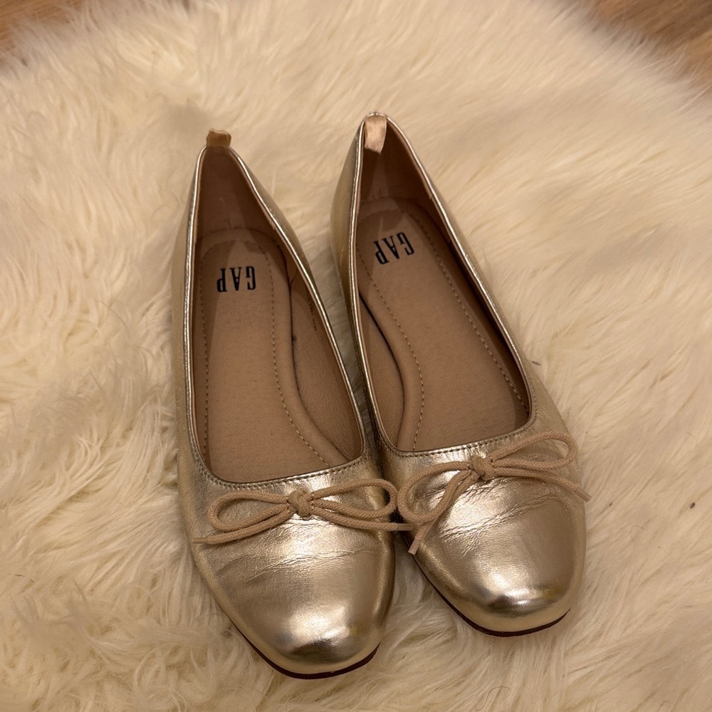 GAP Women's Shimmering Gold Loafers